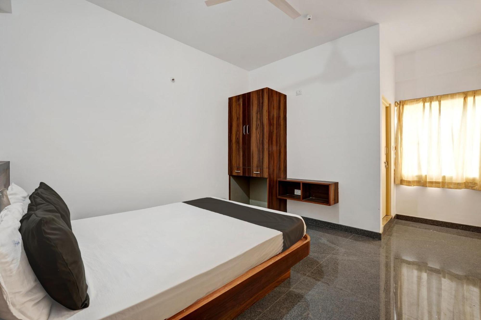 Oyo Hotel Bungalow Inn Lodging & Boarding Bangalore Dış mekan fotoğraf