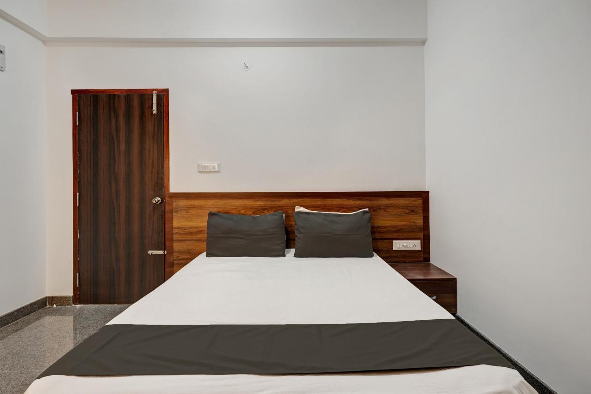 Oyo Hotel Bungalow Inn Lodging & Boarding Bangalore Dış mekan fotoğraf